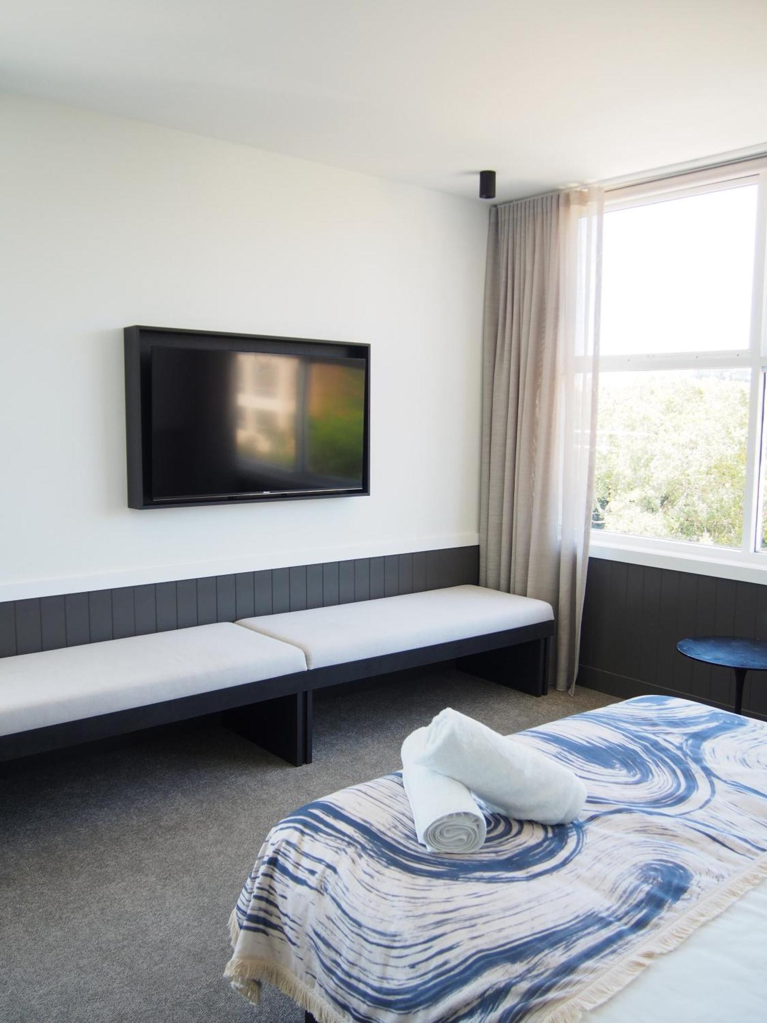 Barrys Beach Road Hotel Sydney Eksteriør billede