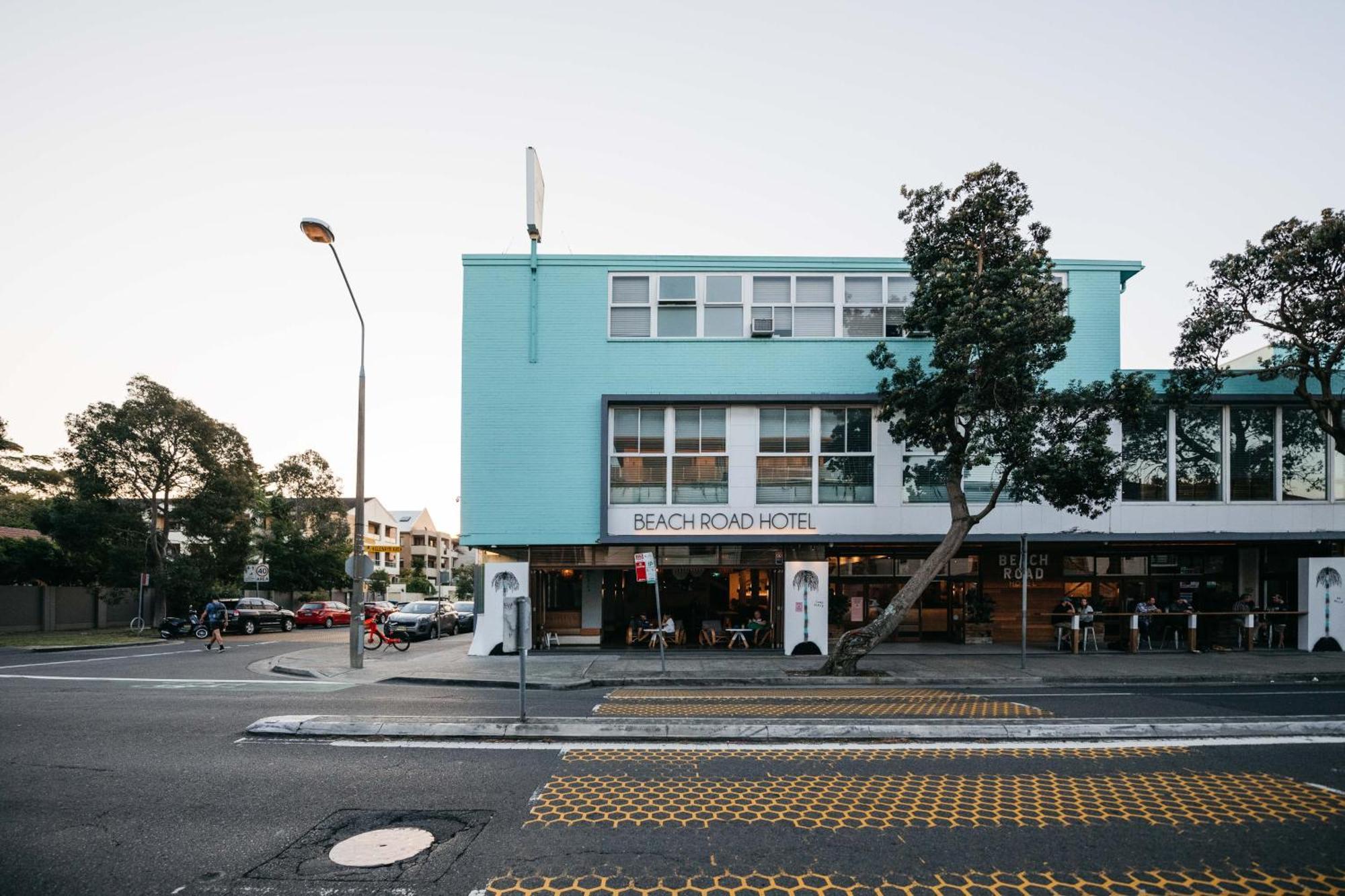 Barrys Beach Road Hotel Sydney Eksteriør billede